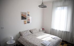 Bologna, Vicino Ospedali Sant'Orsola E Malpighi, Centro Storico E Fiera